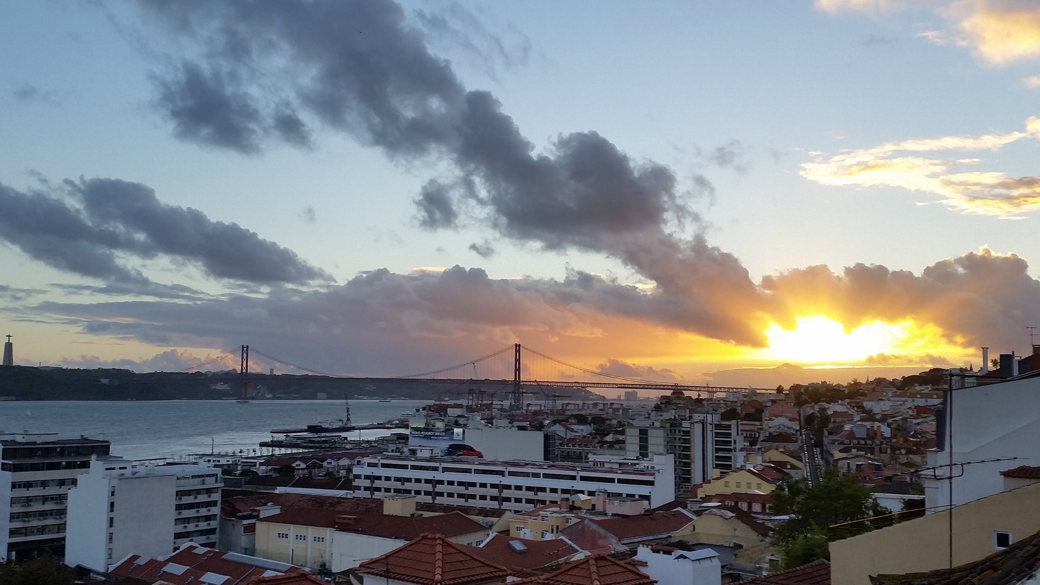 10+ Best Rooftop Bars To Catch Lisbon’s Mesmerizing Sunsets